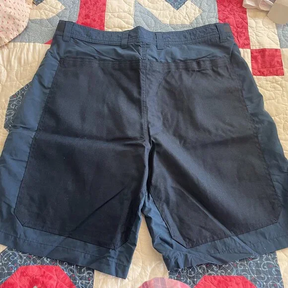 CAMET INTERNATIONAL 3000 Navy Pleated Sailing Short Pockets M - Picture 2 of 7